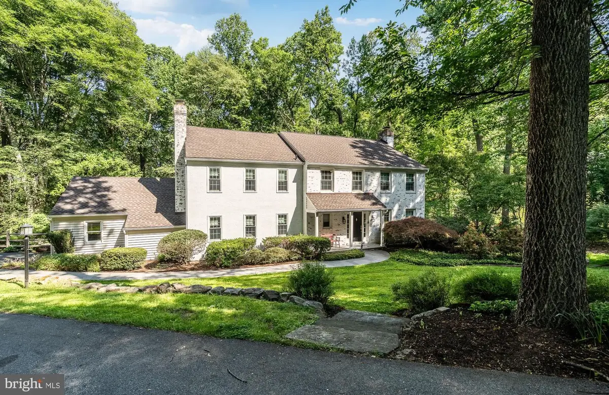 823 Nathan Hale Dr, West Chester, PA 19382 - #1