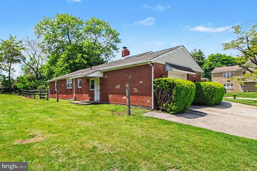 1101 Callowhill St, Phoenixville, PA 19460 - #2