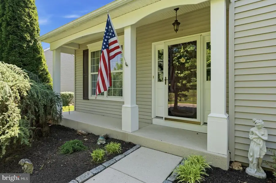422 Westview Dr, Avondale, PA 19311 - #3