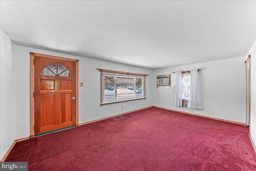 713 Charles St, Coatesville, PA 19320 - #3