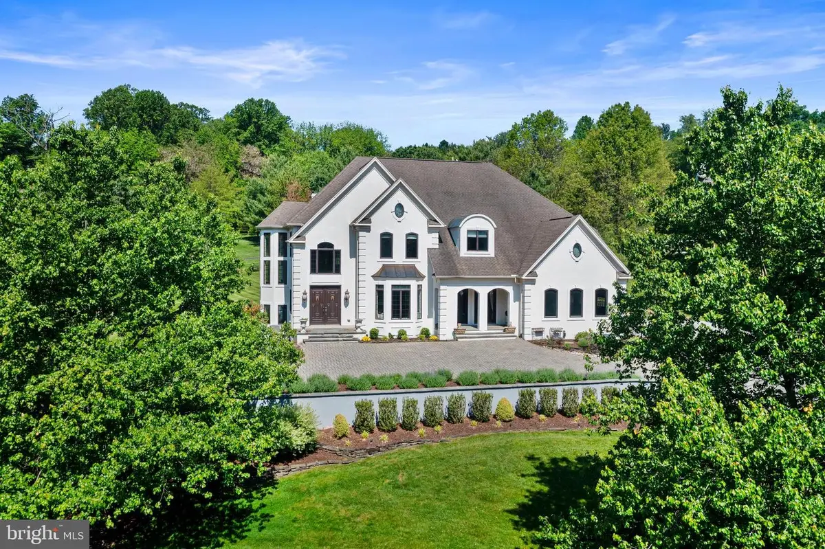 411 Red Clay Dr, Kennett Square, PA 19348 - #1