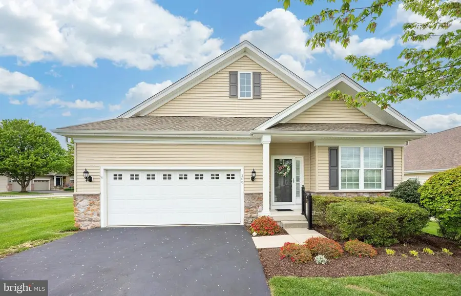200 Gaston Ln, Coatesville, PA 19320 - #2