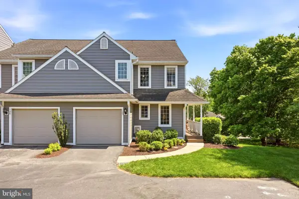 125 N Village Ln, CHADDS FORD, PA 19317