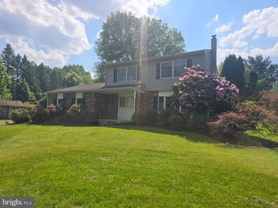 223 Trythall Rd, Elverson, PA 19520 - #2