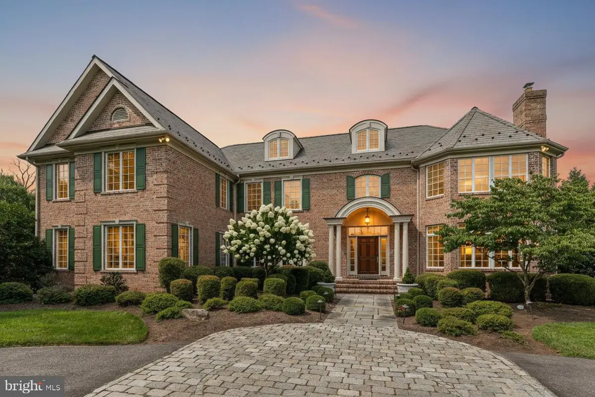 1 Dovecote Ln, Malvern, PA 19355 - #1