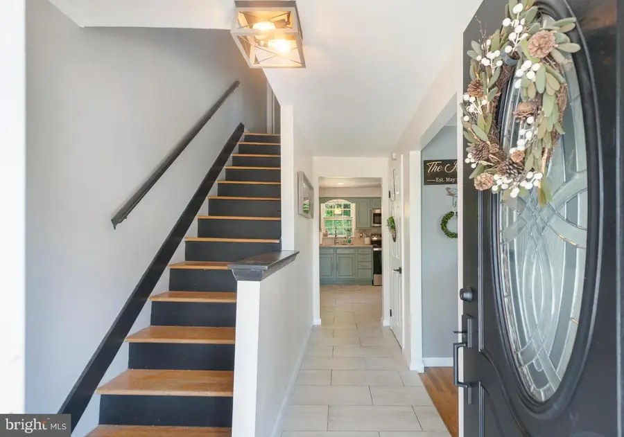 301 Dulles Dr, Coatesville, PA 19320 - #3