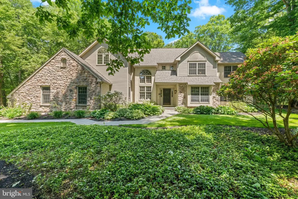 155 Barton Dr, Spring City, PA 19475 - #1