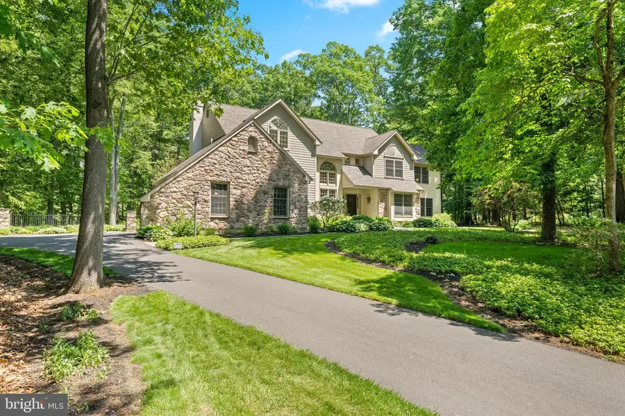 155 Barton Dr, Spring City, PA 19475 - #2