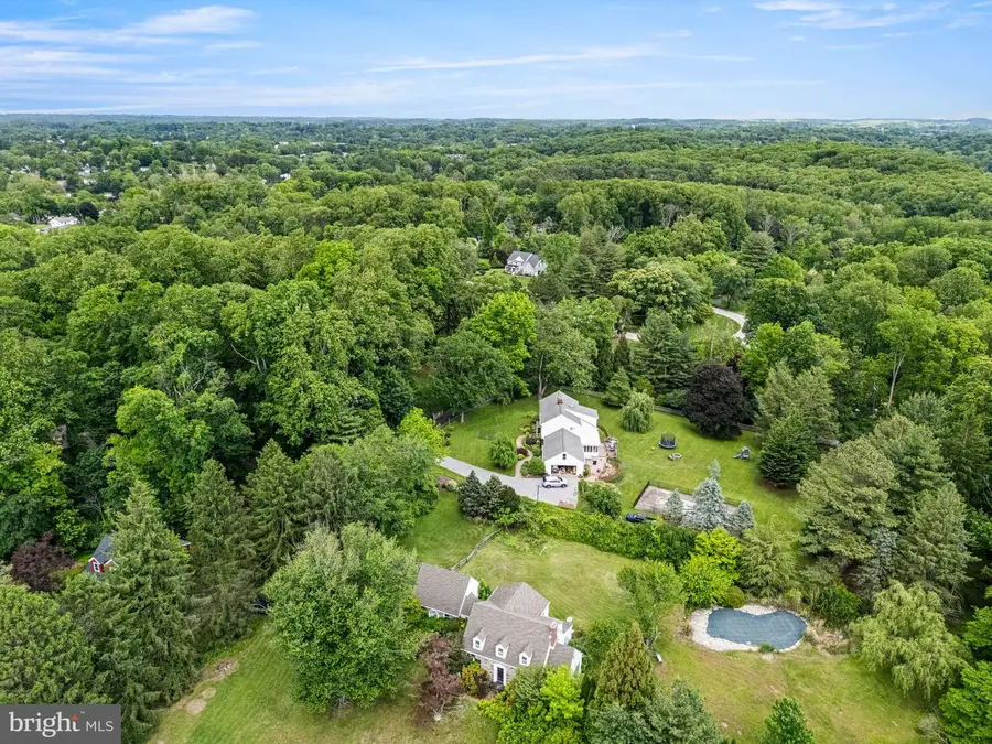 923 Shiloh Rd, West Chester, PA 19382 - #2
