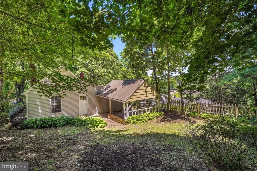8 Jane St, Coatesville, PA 19320 - #3