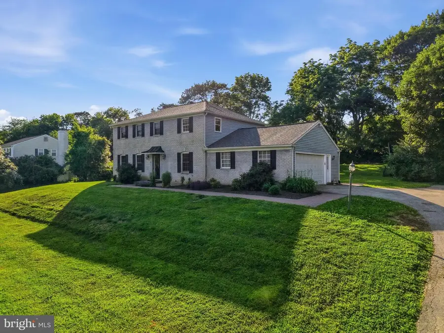 609 E Pleasant Grove Rd, West Chester, PA 19382 - #2