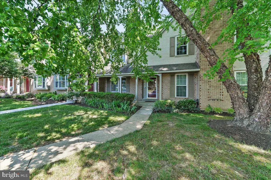 209 Victoria Ct #101, Kennett Square, PA 19348 - #2