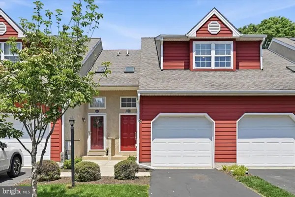 303 Worington Dr #303, WEST CHESTER, PA 19382