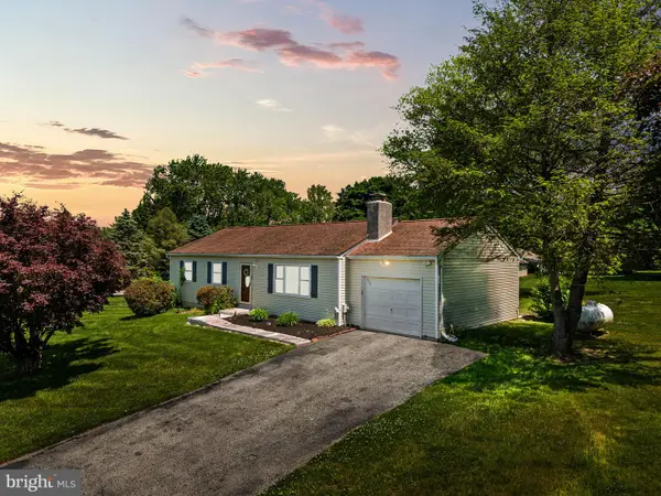 114 Westmoreland Dr, COATESVILLE, PA 19320