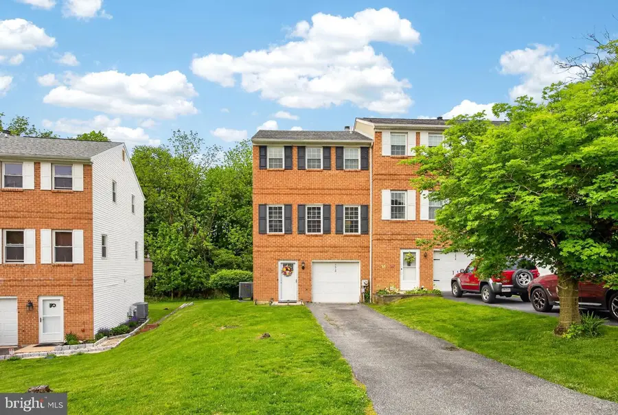 1616 S Coventry Ln, West Chester, PA 19382 - #2
