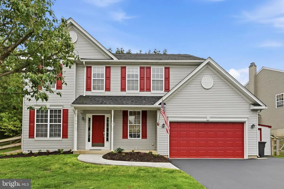 736 Meadowbrook Dr, Coatesville, PA 19320 - #1
