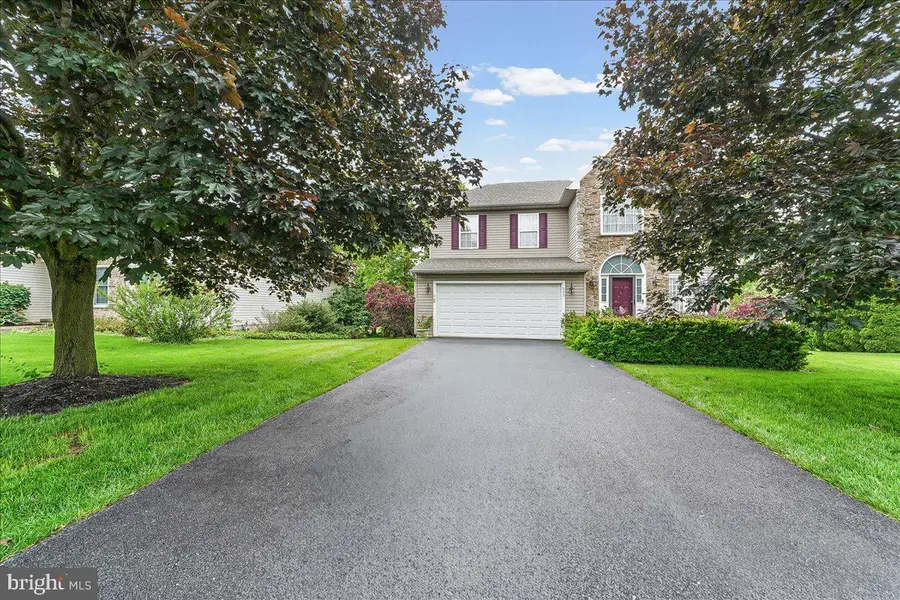 111 Danbury Dr, Coatesville, PA 19320 - #2