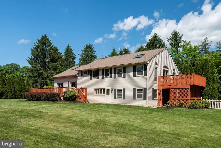 1434 Sugartown Rd, Berwyn, PA 19312 - #3