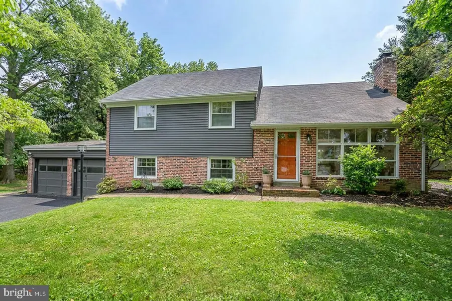 675 Wallace Dr, Wayne, PA 19087 - #2