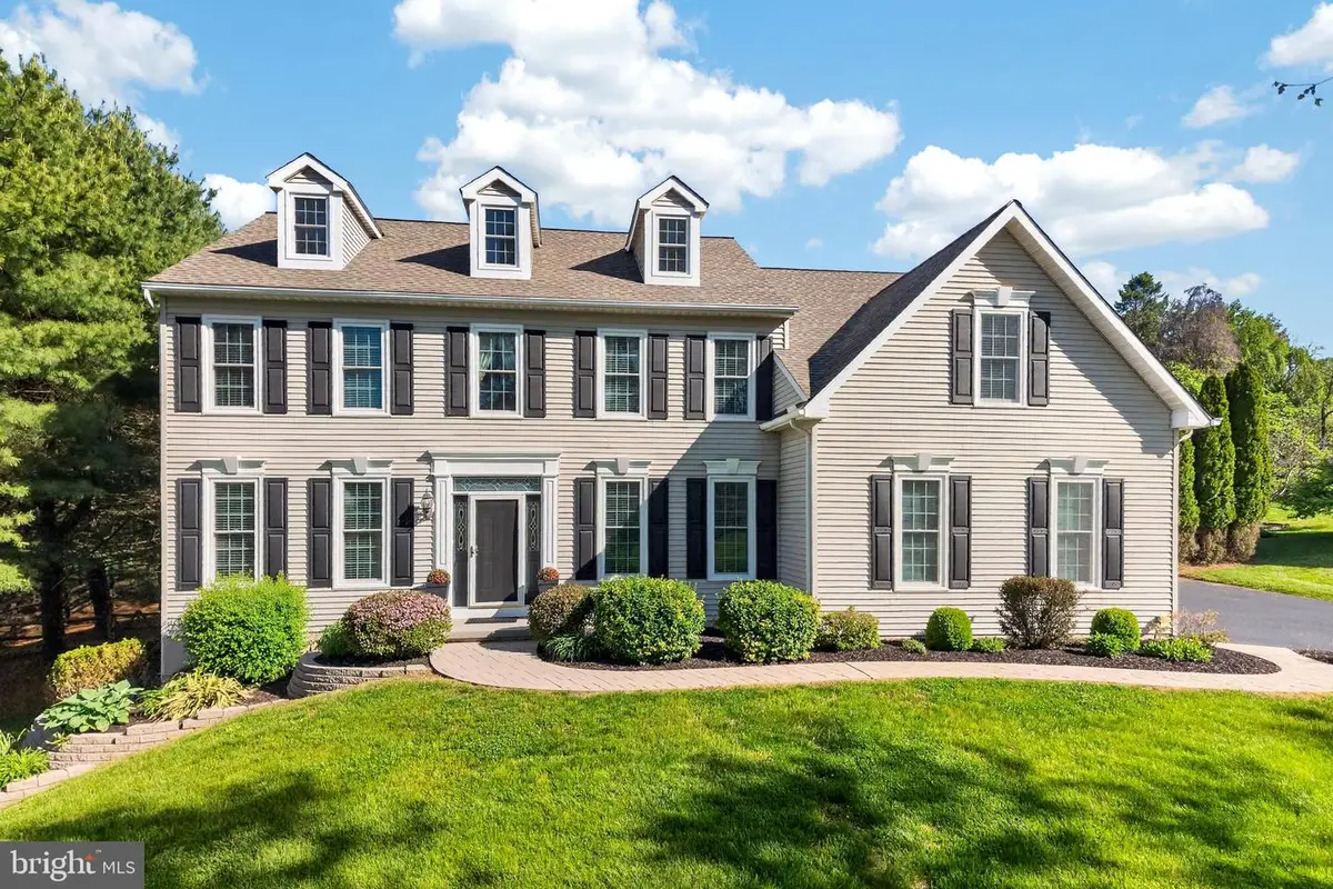 17 Oneida Ct, Chester Springs, PA 19425 - #1