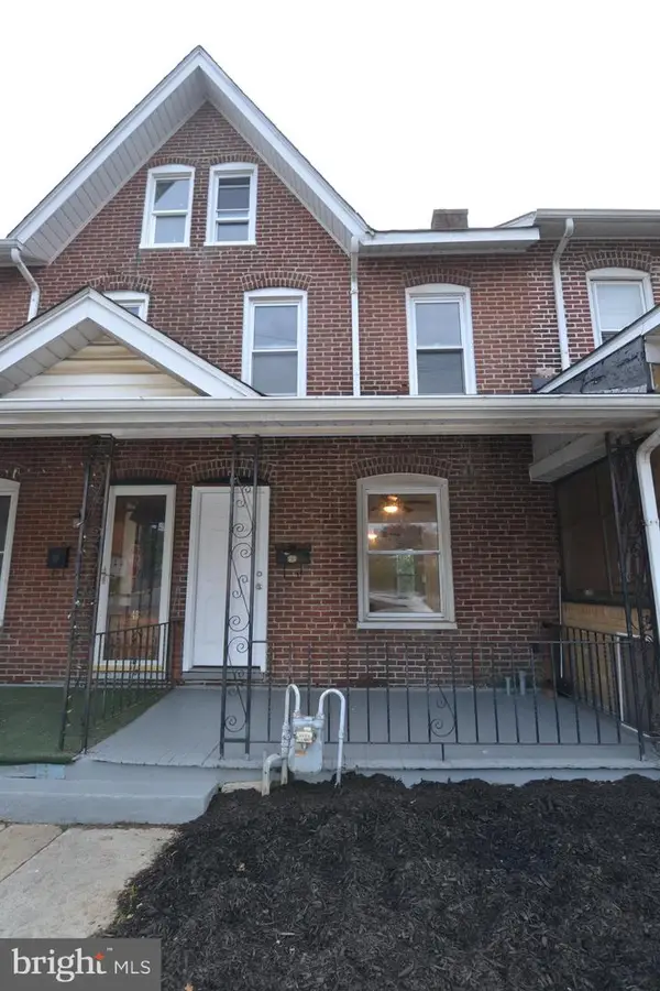46 W 5th Ave, COATESVILLE, PA 19320