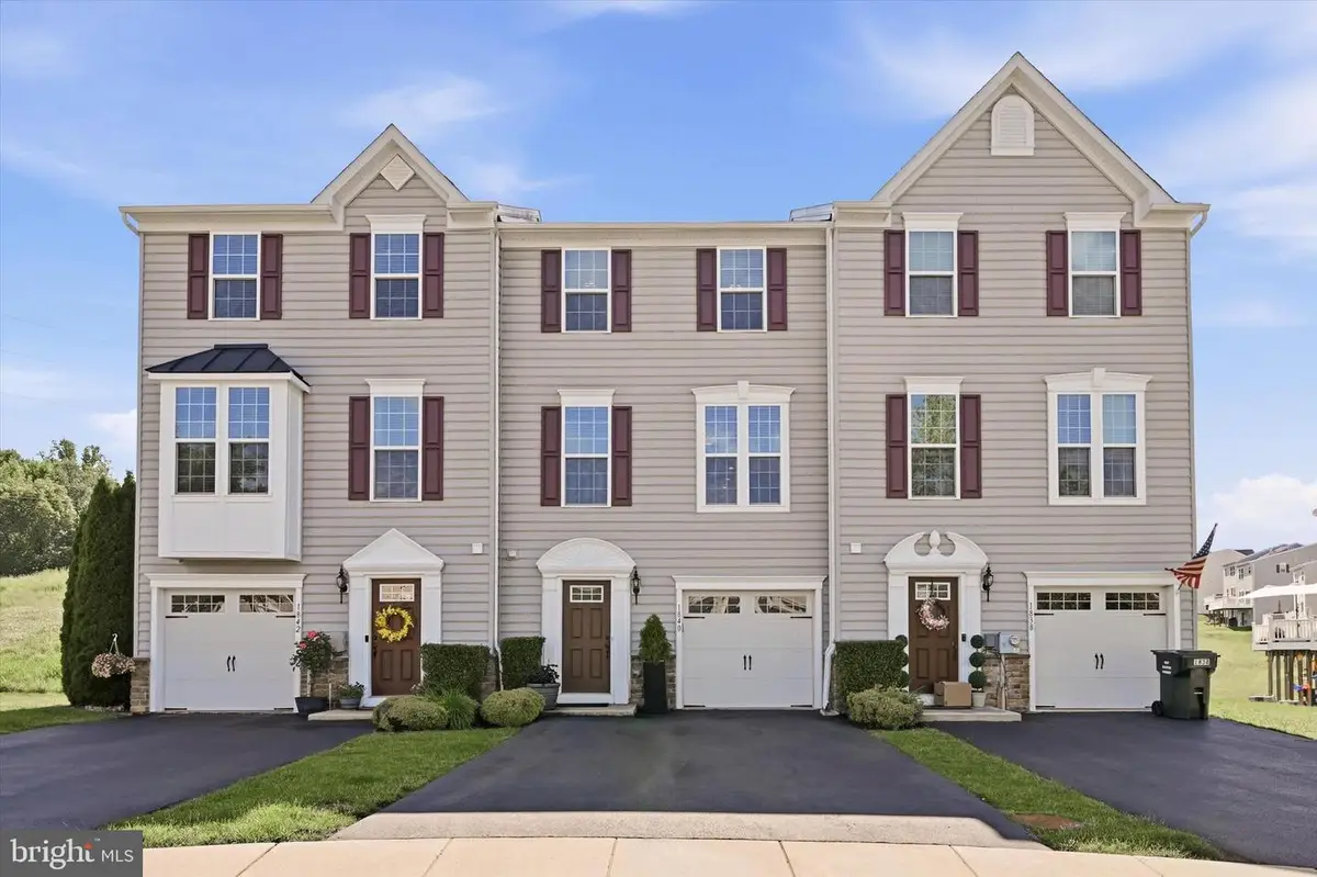 1840 Honeysuckle Ct, Downingtown, PA 19335 - #1