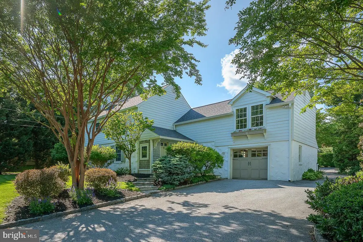281 Upper Gulph Rd, Strafford, PA 19087 - #1