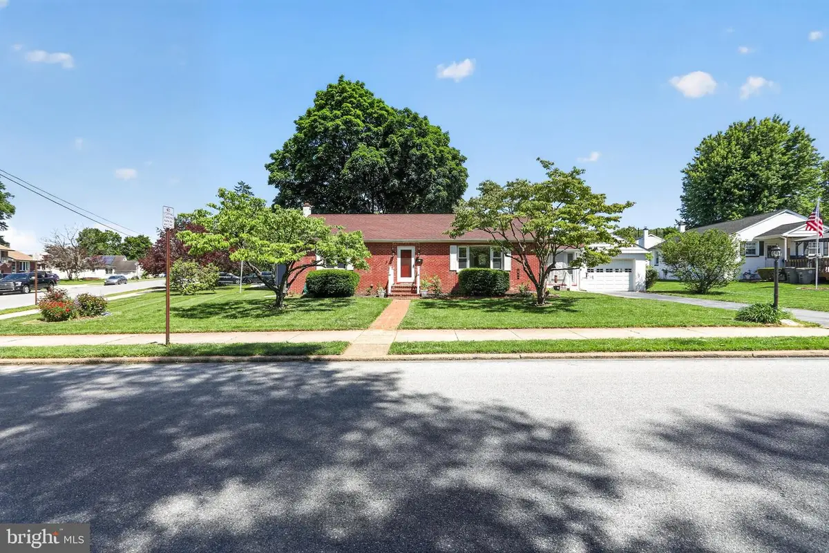 21 King St, Downingtown, PA 19335 - #1