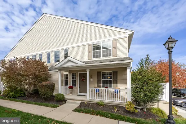 19 Granite Ln #4, CHESTER SPRINGS, PA 19425
