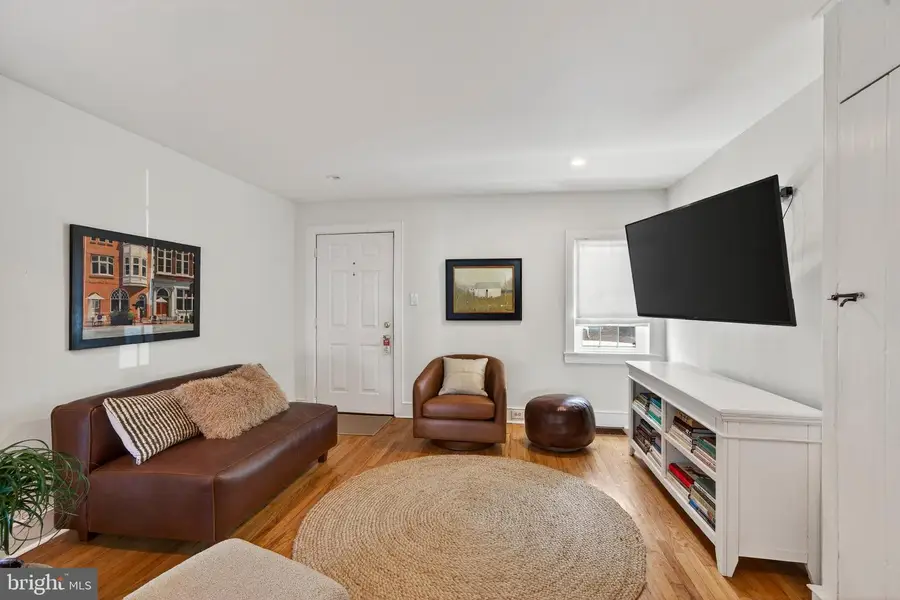 129 W Union St, West Chester, PA 19382 - #3
