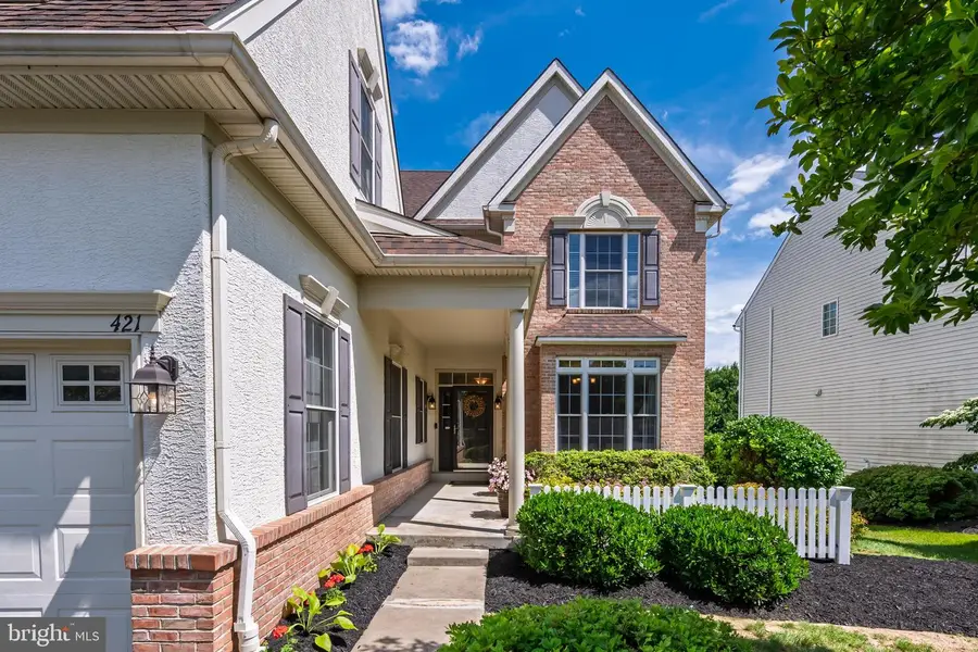 421 Waynebrook Dr, Chester Springs, PA 19425 - #2