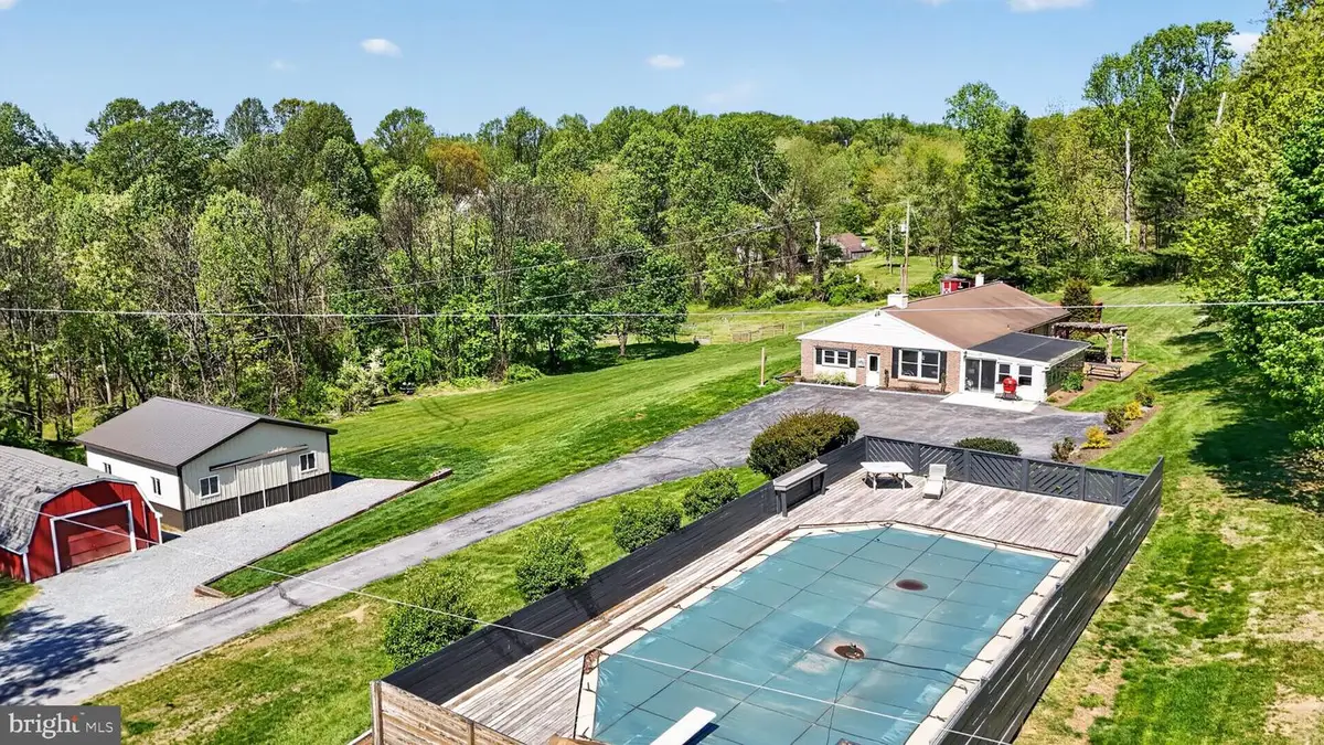 358 Lammey Rd, Honey Brook, PA 19344 - #1