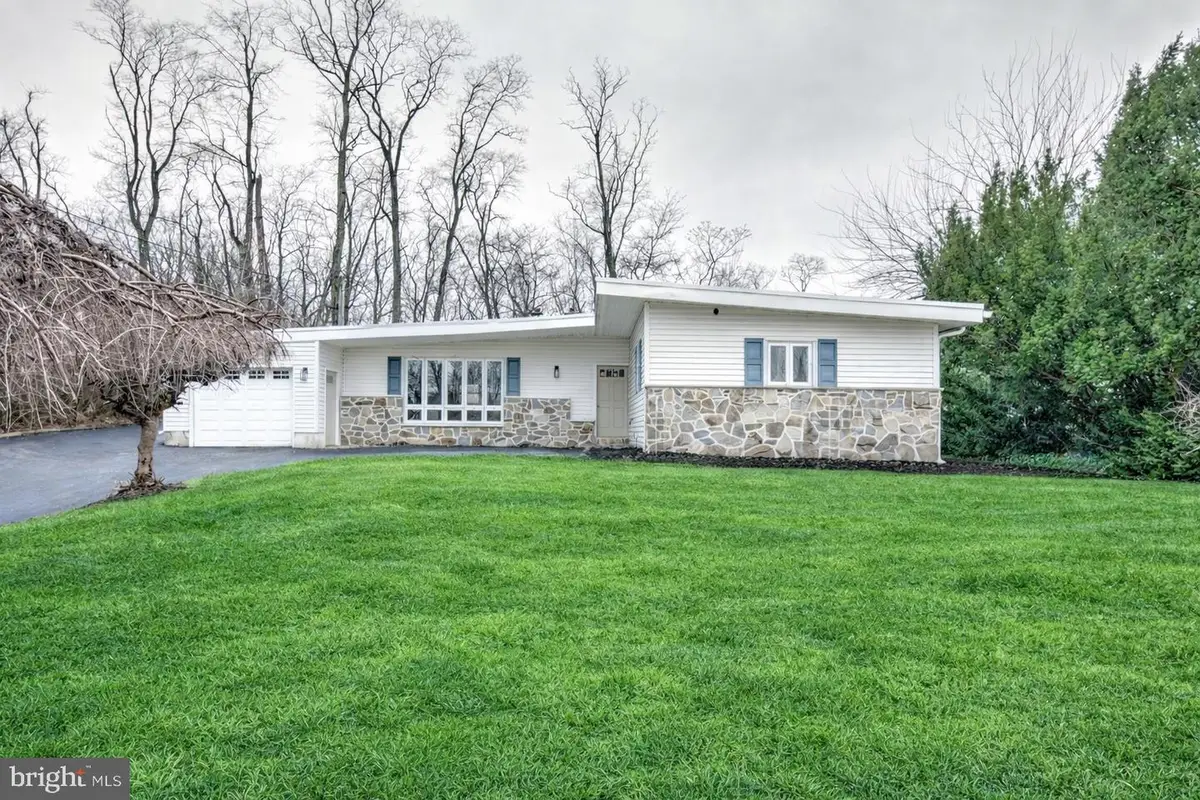 904 S Chester Rd, West Chester, PA 19382 - #1