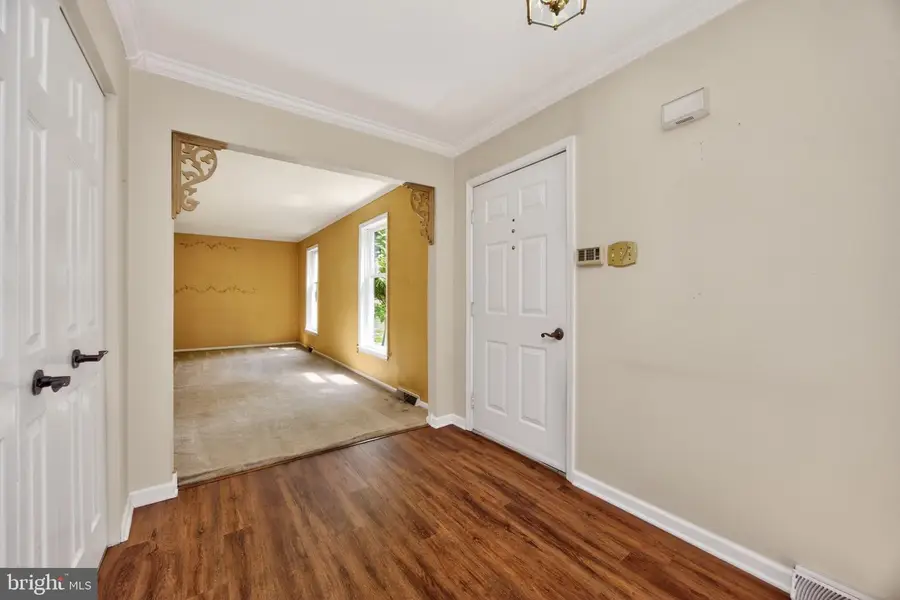 217 Shropshire Dr, West Chester, PA 19382 - #3