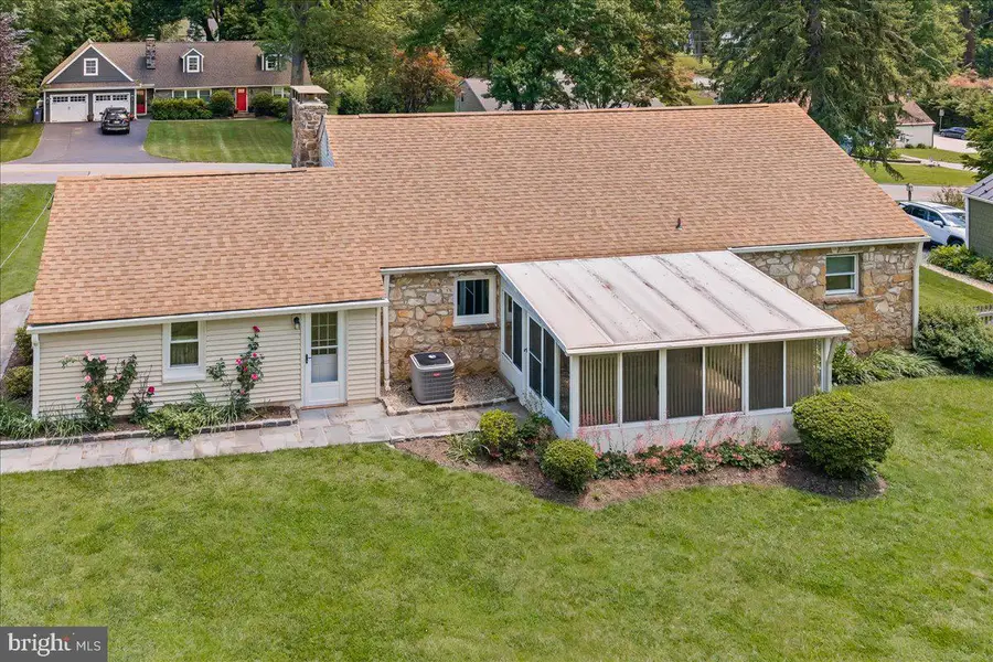 820 Spruce Ave, West Chester, PA 19382 - #2