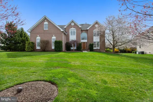 2069 Saint Andrews Dr, BERWYN, PA 19312