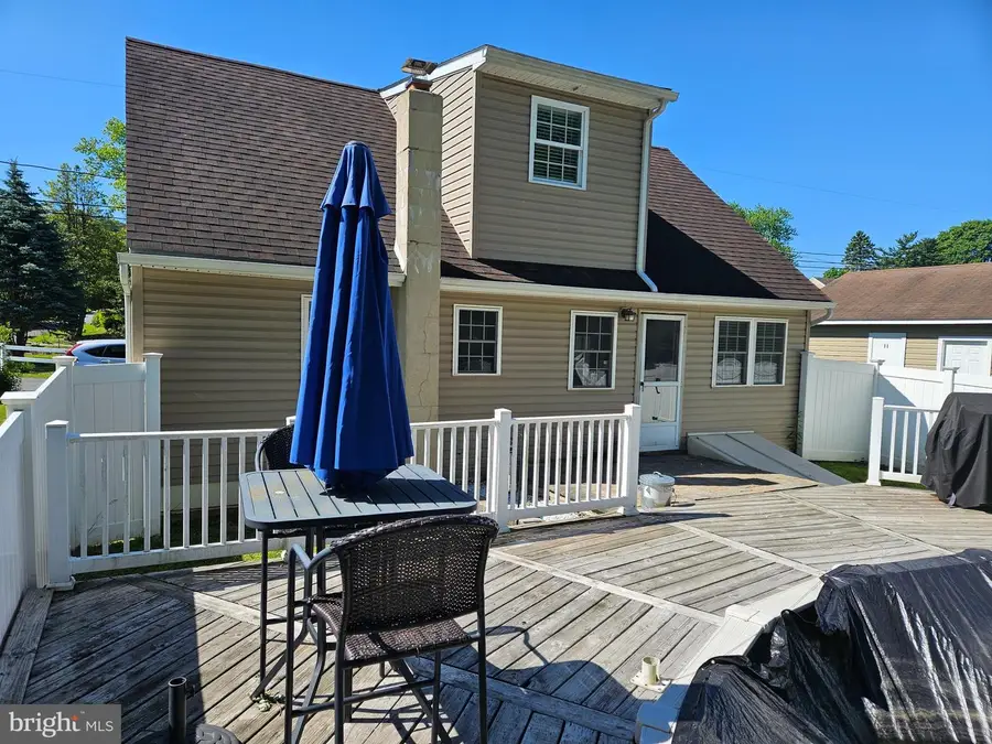 1420 E Harmony St, Coatesville, PA 19320 - #2