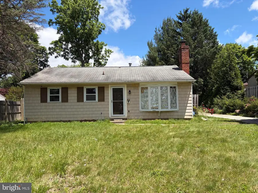 107 Manor Rd, Paoli, PA 19301 - #2