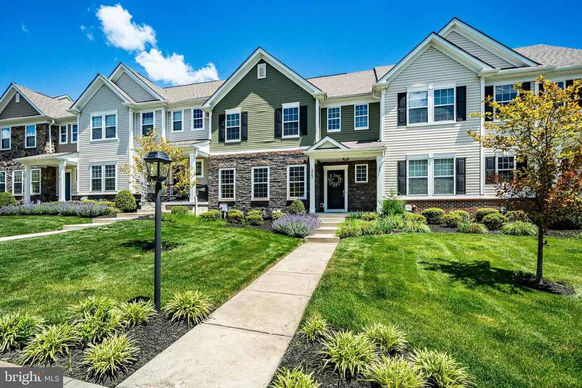 323 Stafford Ct, Chester Springs, PA 19425 - #1
