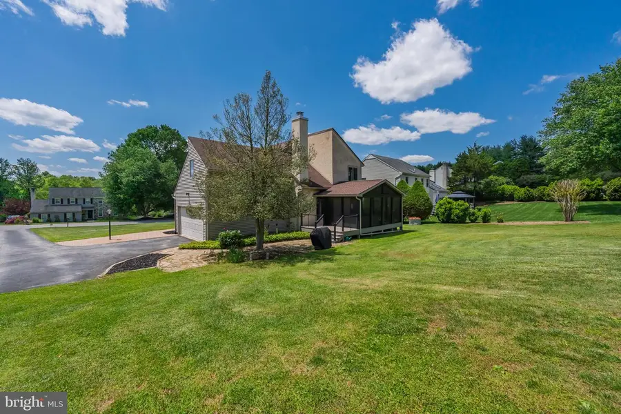 1115 Woodstock Ln, West Chester, PA 19382 - #2