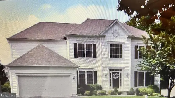 209 Bayberry Dr, CHESTER SPRINGS, PA 19425