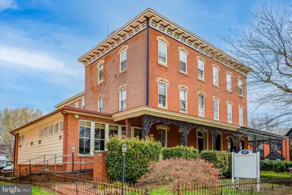 227 S High St, WEST CHESTER, PA 19382