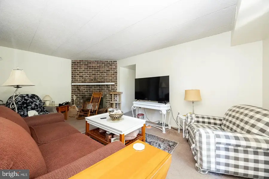 1709 Valley Dr #1709, West Chester, PA 19382 - #2