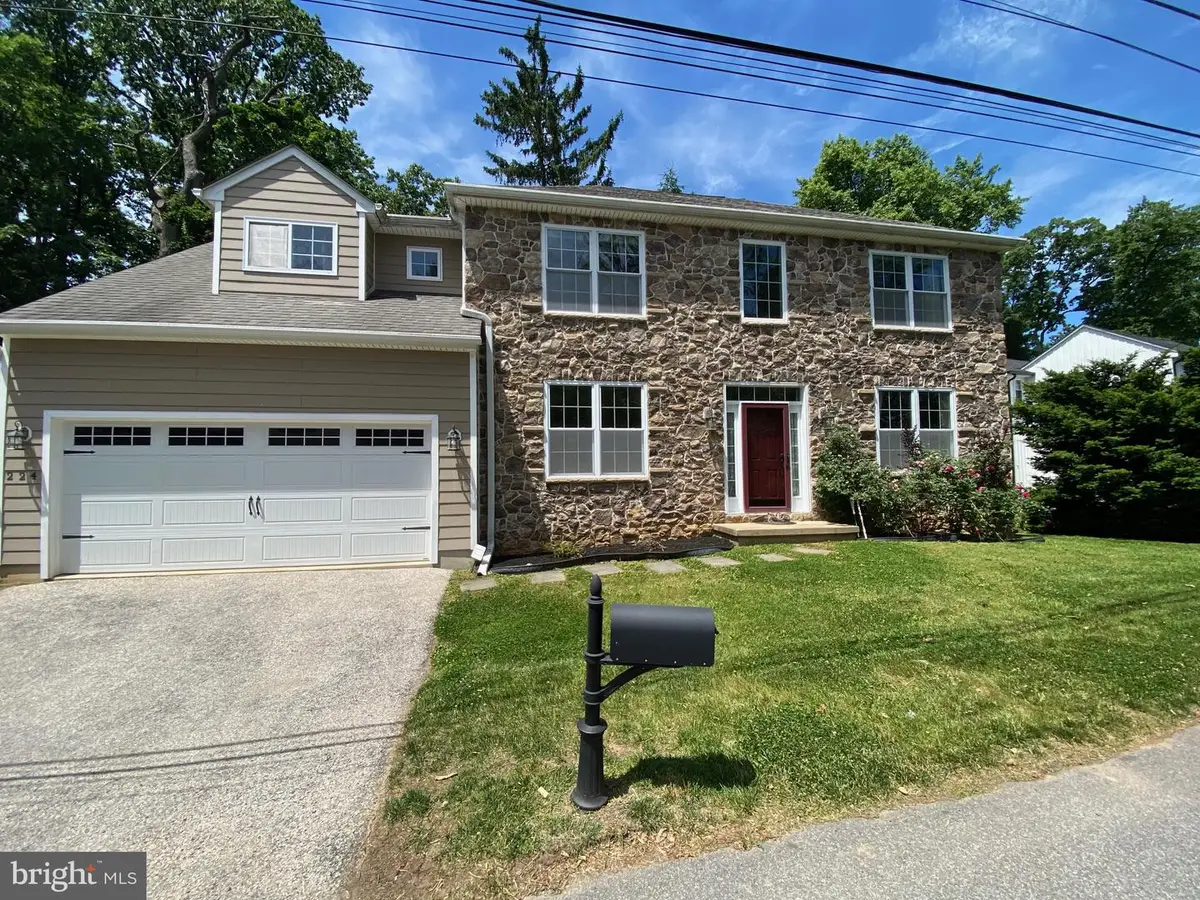 224 Hearn Ave, Berwyn, PA 19312 - #1