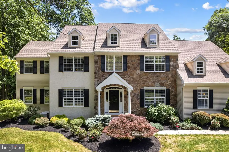 2076 Saint Peters Rd, Pottstown, PA 19465 - #2