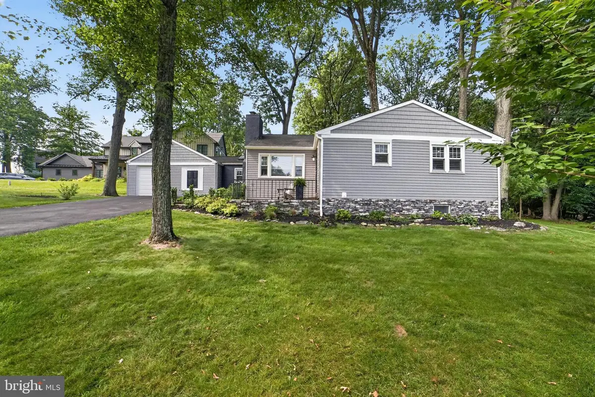 305 Irish Rd, Berwyn, PA 19312 - #1