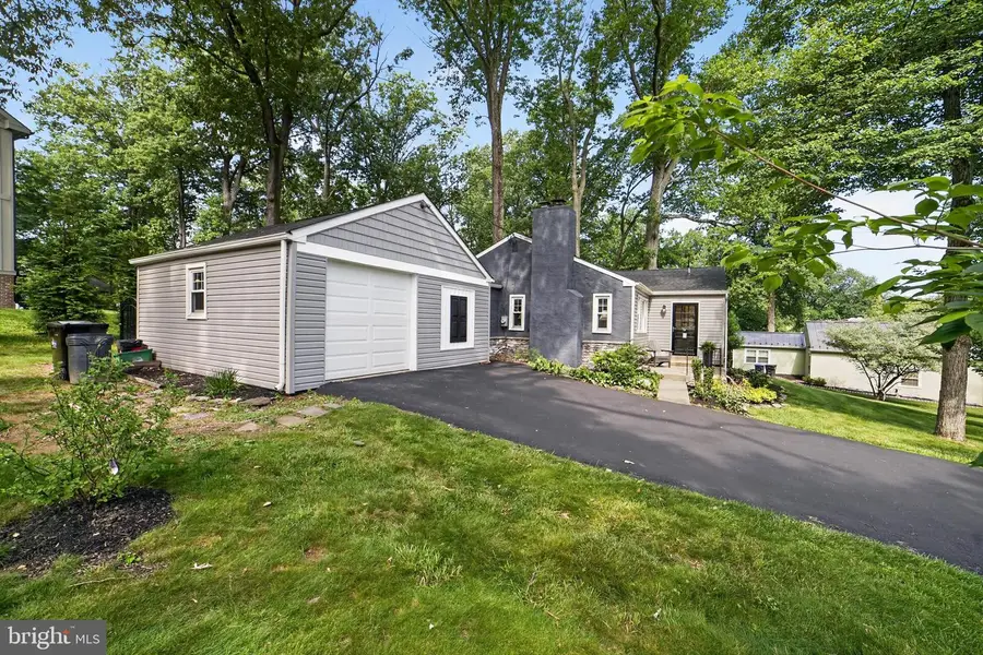 305 Irish Rd, Berwyn, PA 19312 - #2
