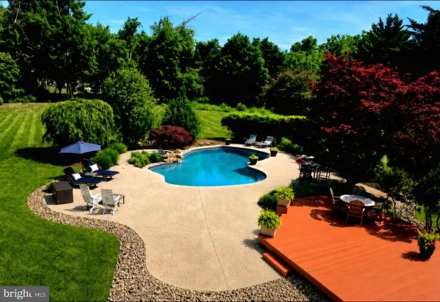 31 Barrington Ln, Chester Springs, PA 19425 - #2