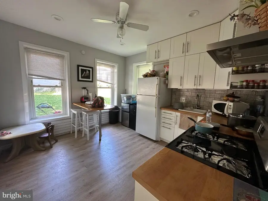 473 W High St, Phoenixville, PA 19460 - #3