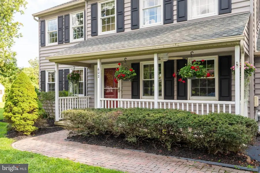 602 Lorient Dr, West Chester, PA 19382 - #2